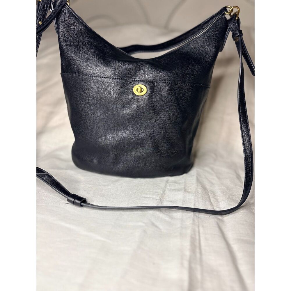 Fossil Black Leather Bucket Bag Crossbody Turn-Lock